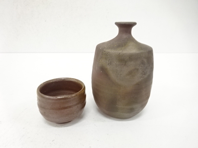 Pottery & Ceramics